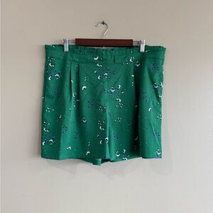 DR2 Green Floral Women's Shorts XXL